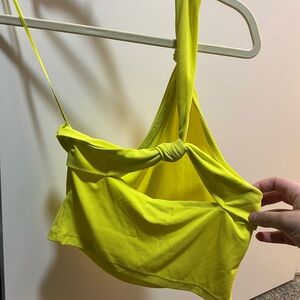 urban outfitters yellow crop top